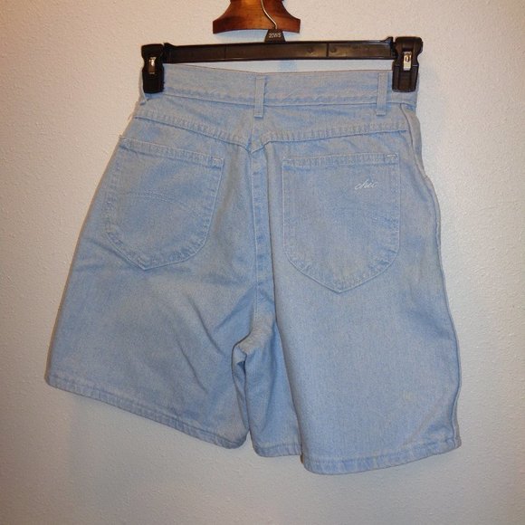 chic Pants - Vintage Chic Women's Jean Denim Shorts Size 11